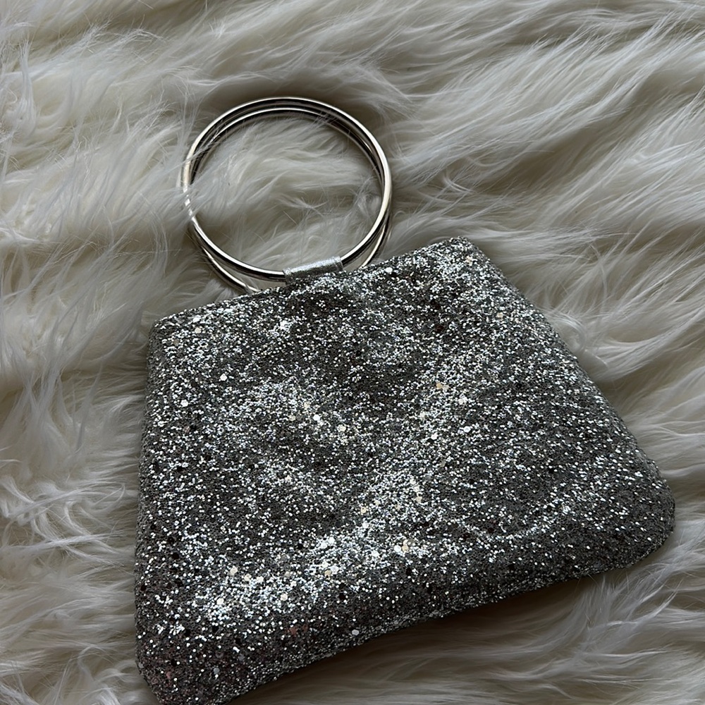 Formal clutch